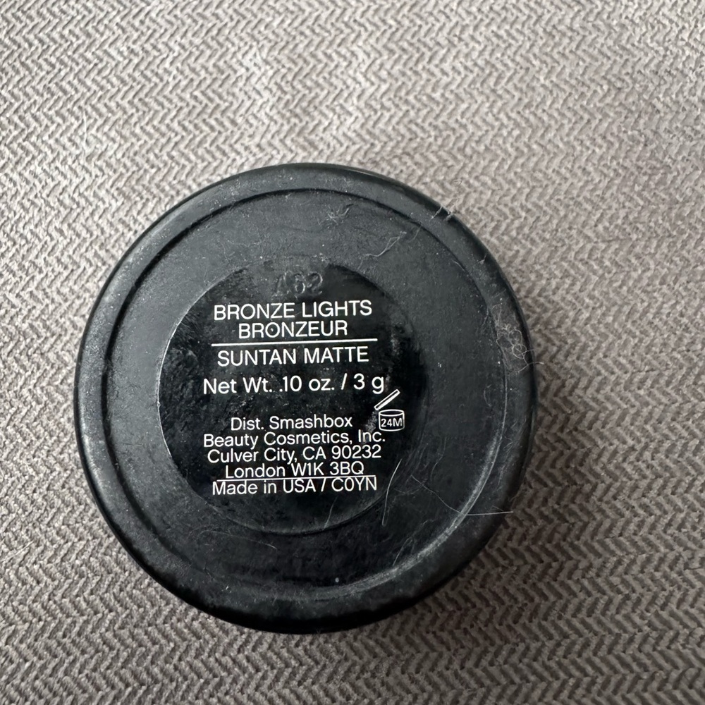 [Smashbox] Tan Setting Powder - Picture 2 of 3
